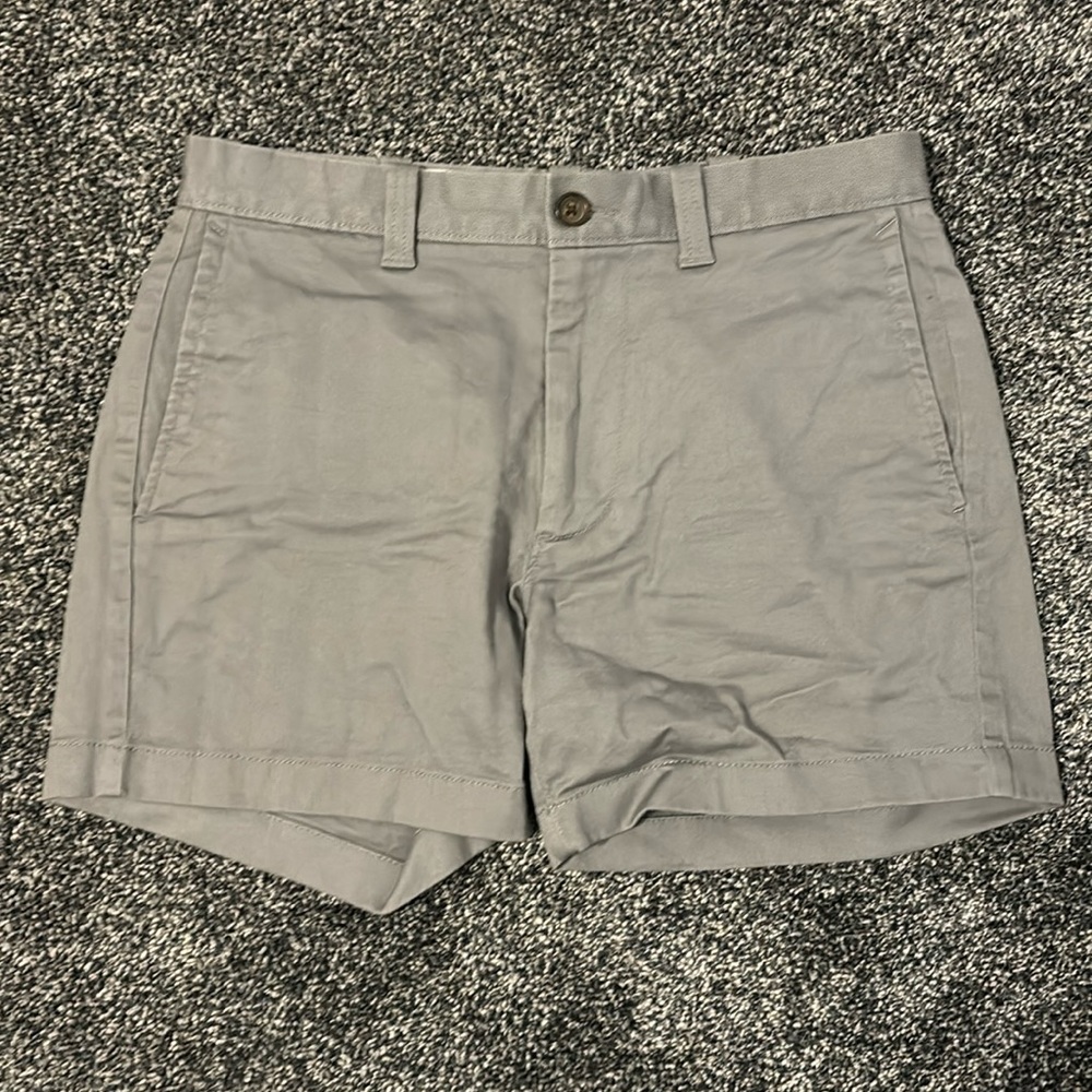 Men’s J crew chino shorts 5”